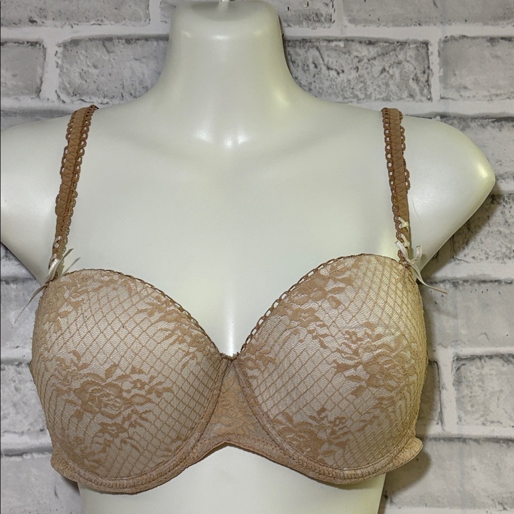 La Vie En Rose Tan Lace wired Bra, size 38C